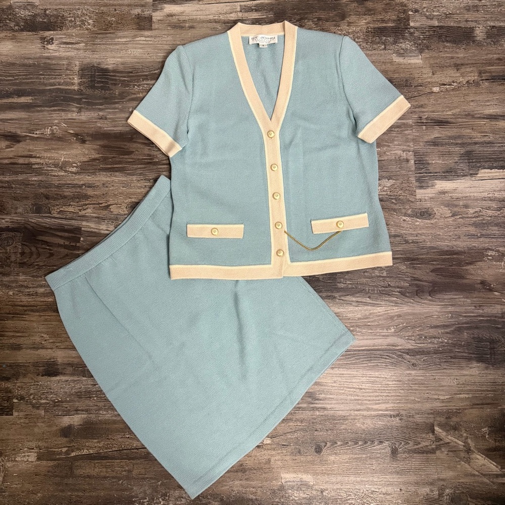 St. John Women's Light Blue Cream Knit Skirt Suit Set Short Sleeve Jacket